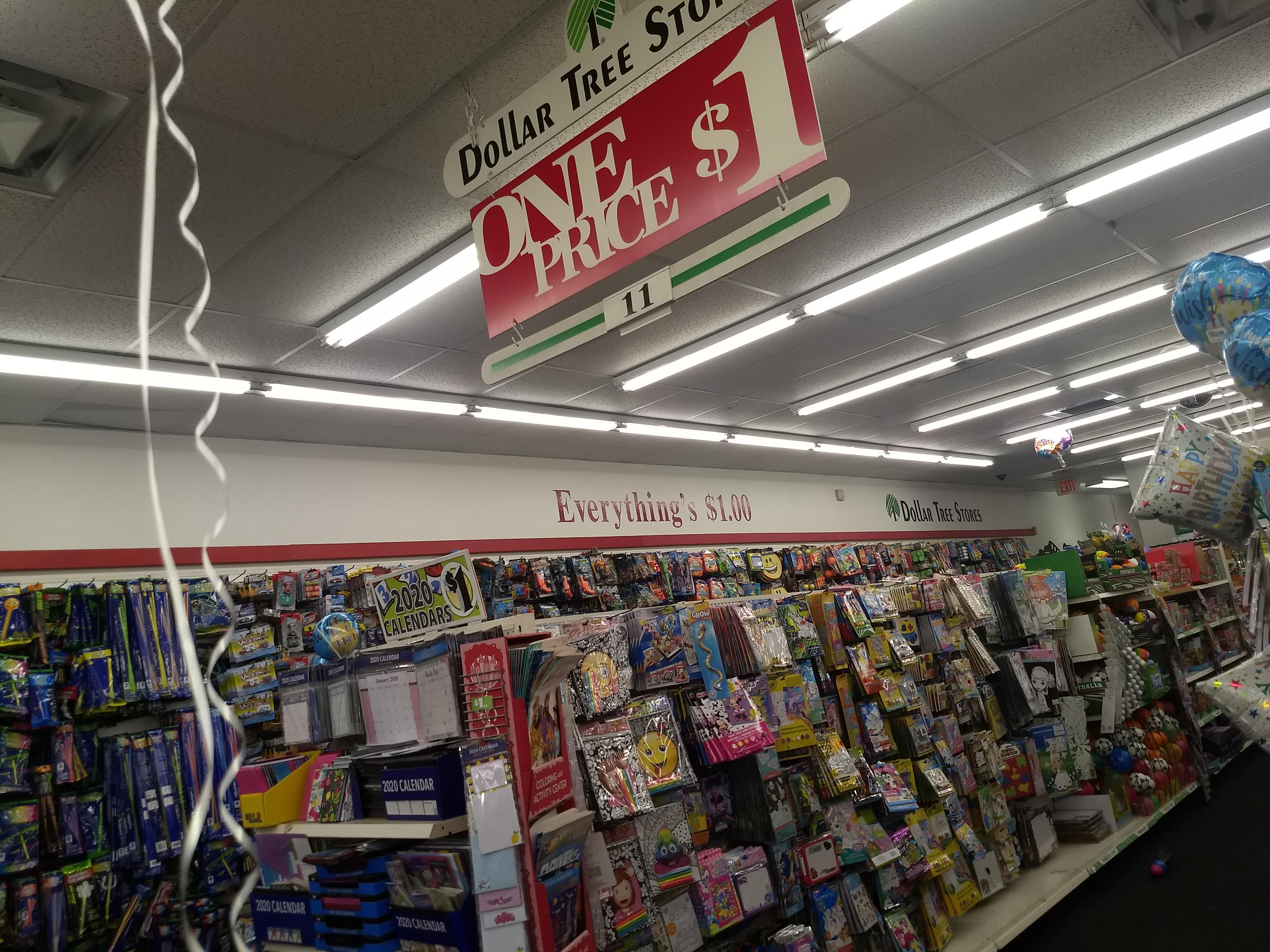 A Dollar Tree With A Red Theme (Puente Hills, Ca