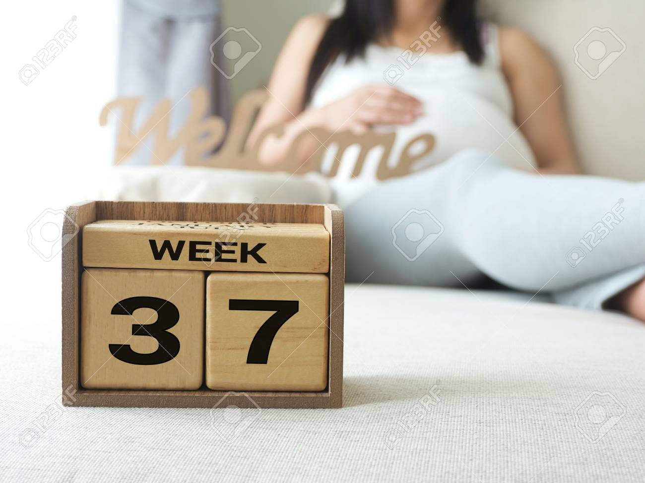 Calendar With Weeks 37 Of Pregnant With Pregnancy Woman Background