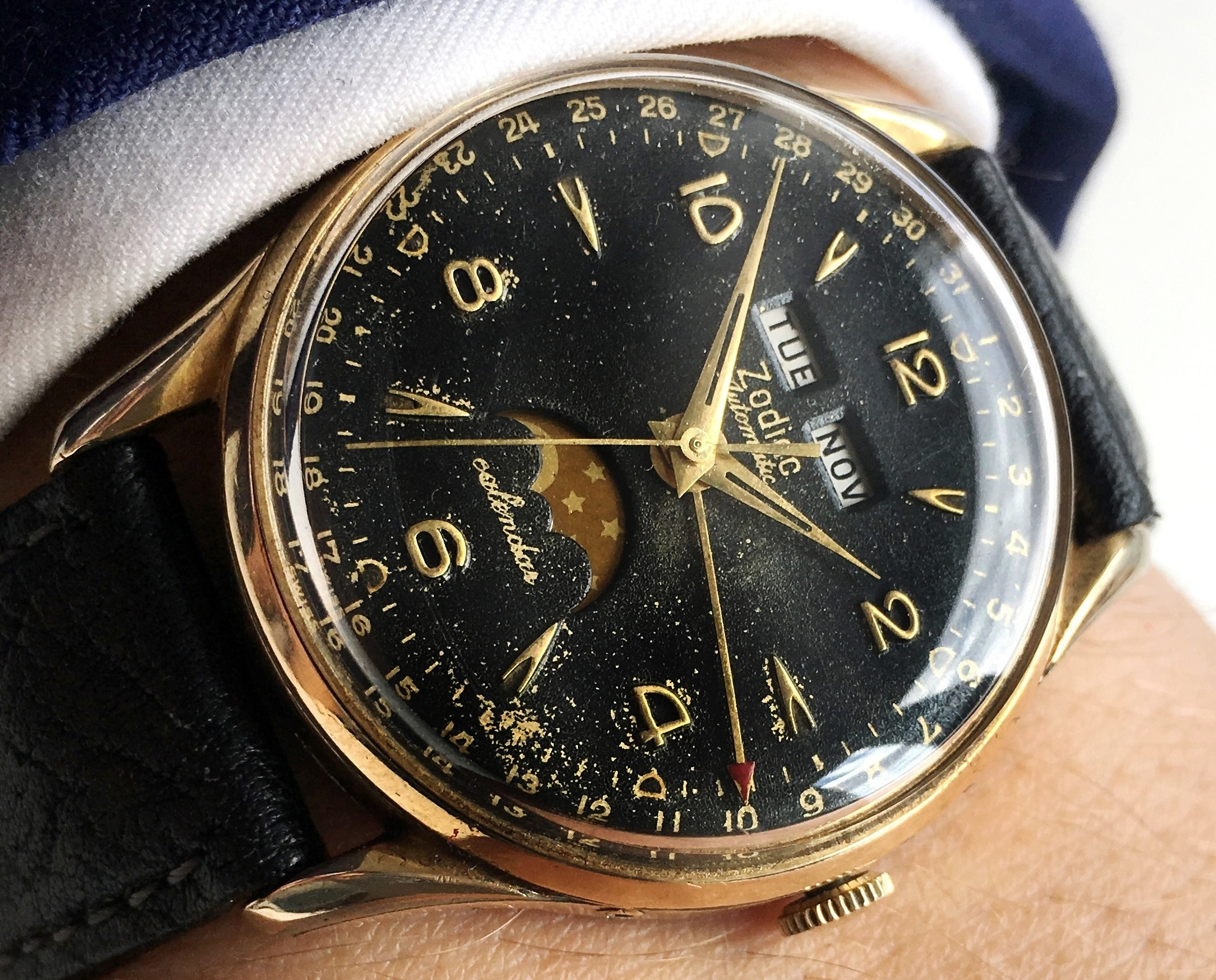 Zodiac Triple Date Datora Calendar Moonphase Automatic