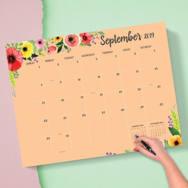 July 2019 - June 2020 Classic Floral Large Desk Pad