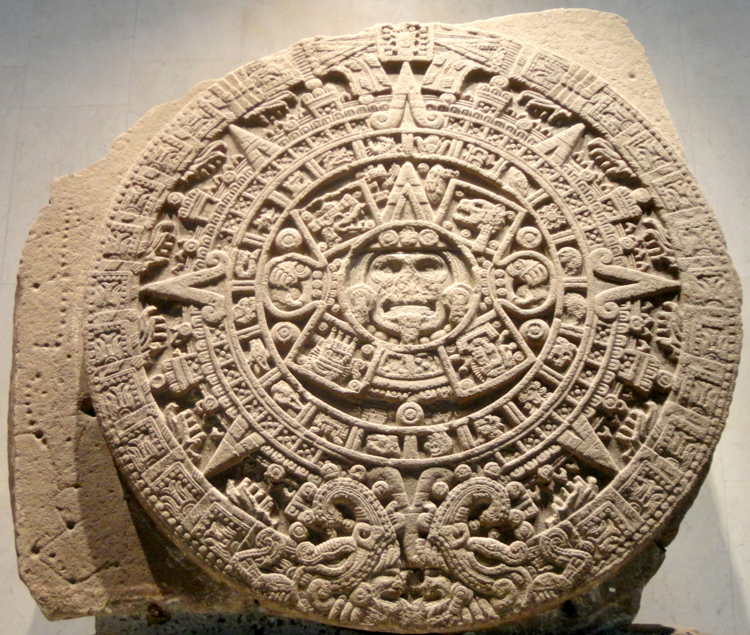 Aztec Sun Stone - Wikipedia